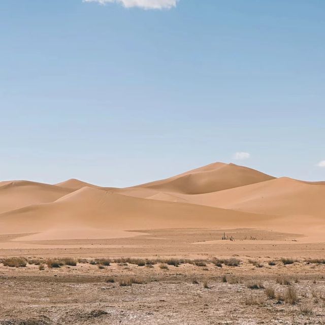 三月的騰格里沙漠，自帶憂傷感
