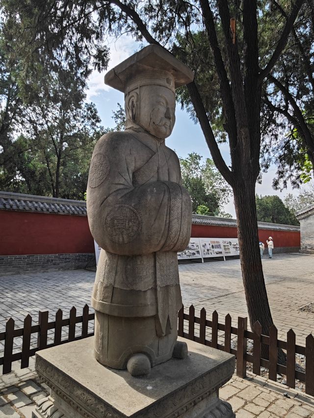 想稱袁陵被拒,只能改叫袁林 想稱袁陵被拒,只能改叫袁林
