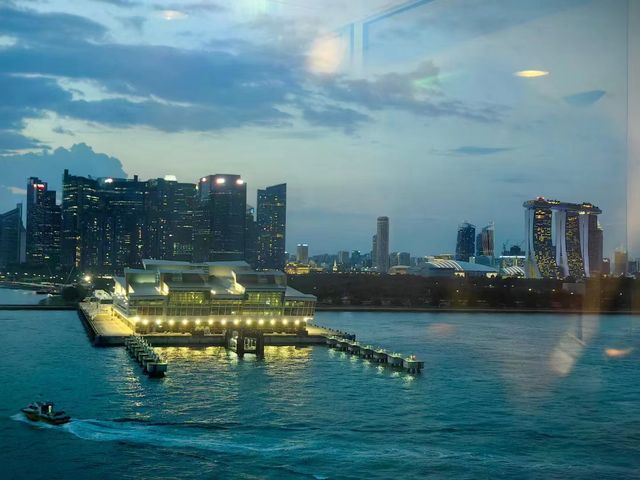 換種方式游新馬，一夜好夢，省7小時！。