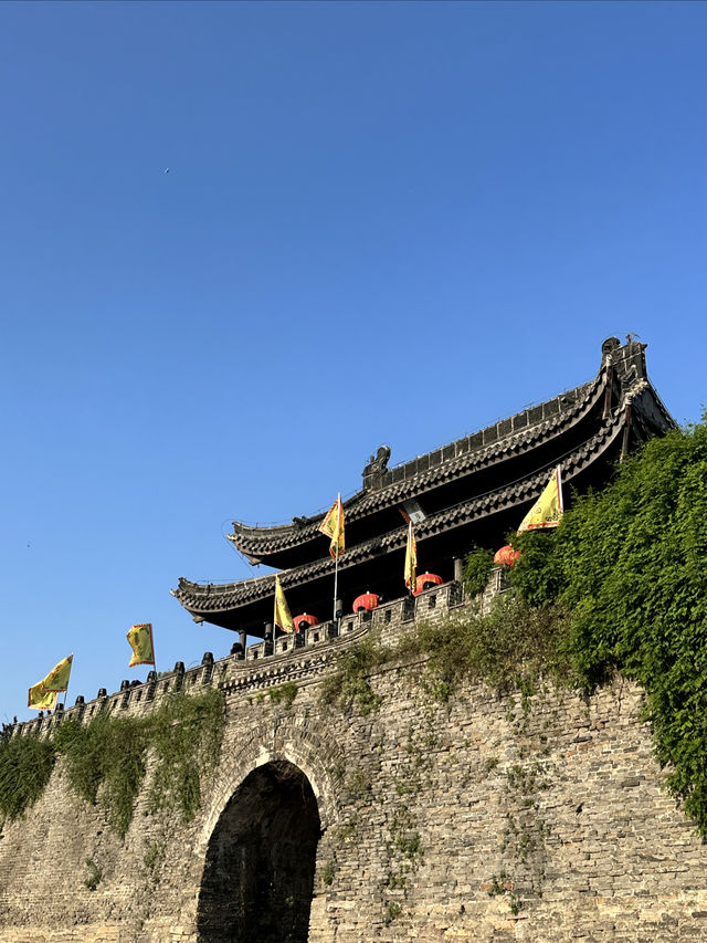 壽縣24h | 城牆上是歷史城牆下是煙火