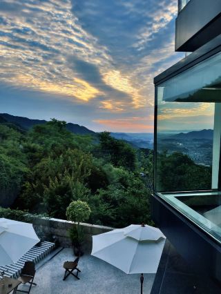 Stay in a beautiful villa with a pool for a day trip around Fenghua, Ningbo