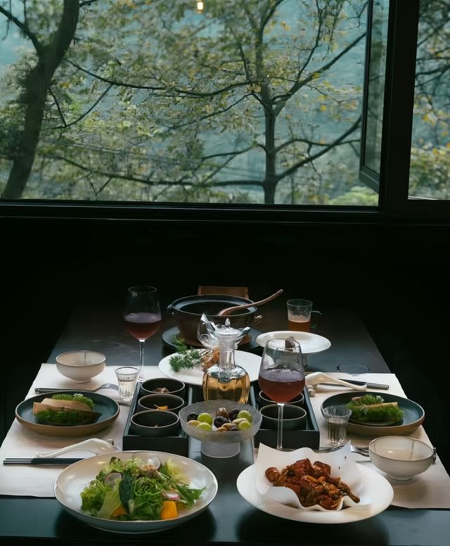 成都!在山里....這半山神仙的民宿怕是藏不住。