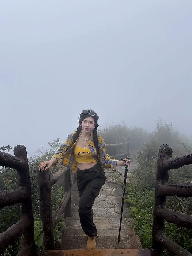 在上班和上進之間！我選擇上山。