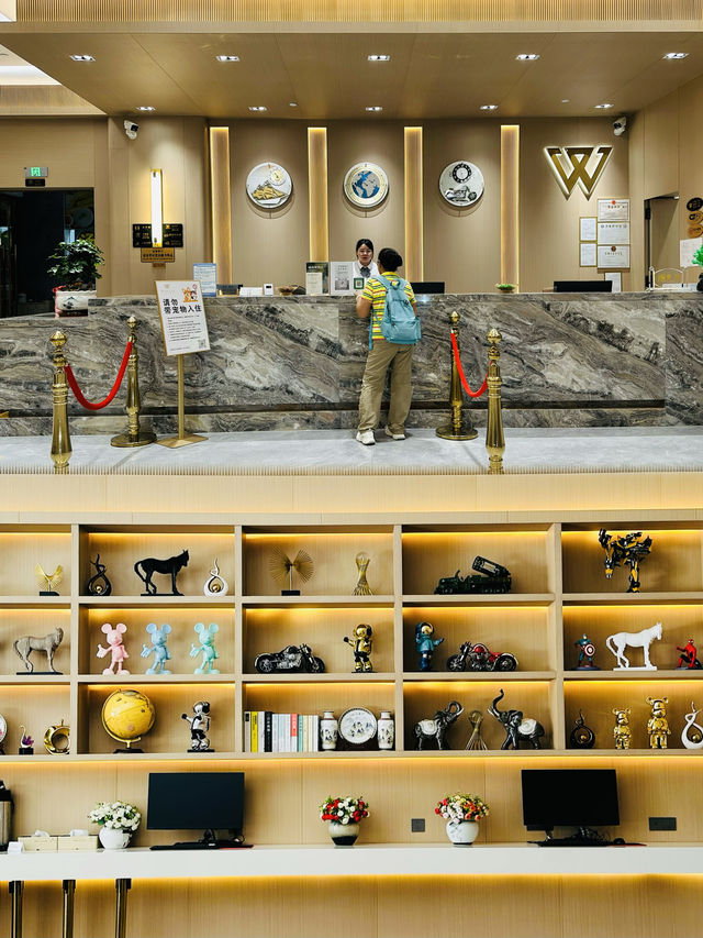 龍川威露斯酒店。