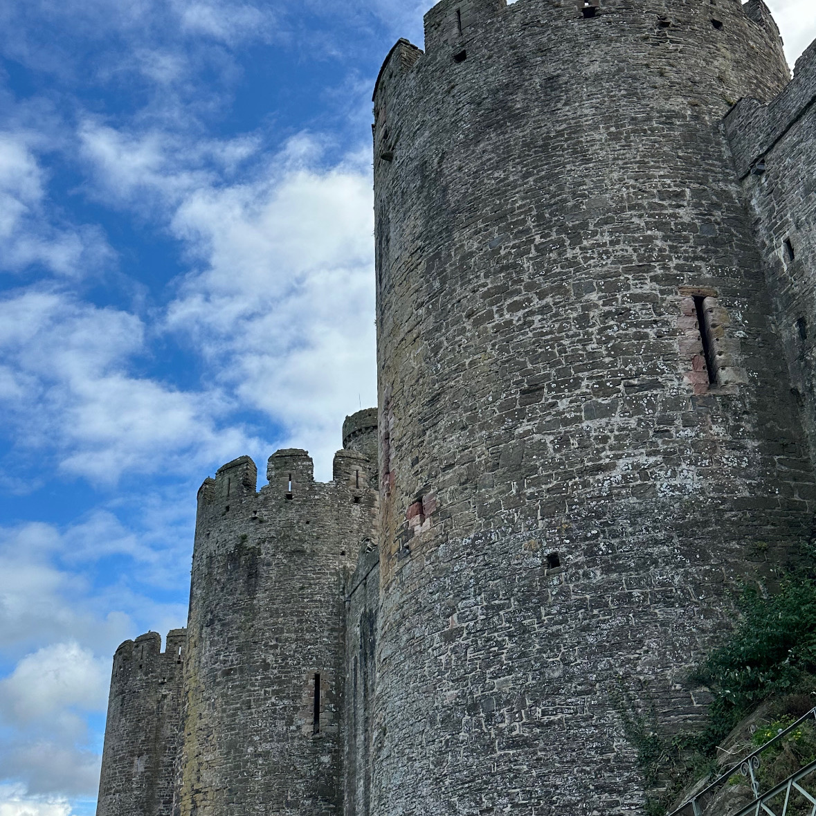Lâu đài Conwy, xứ Wales, Vương quốc Anh 🏰 - một lâu đài trông giống như Age of Empires