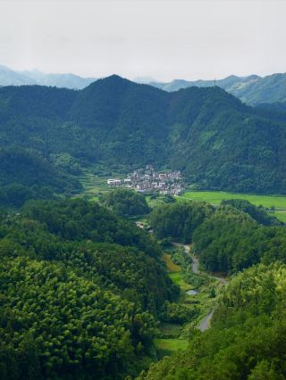 Shaoyang is a great place for seniors to travel to for New Year's. Don't miss it!