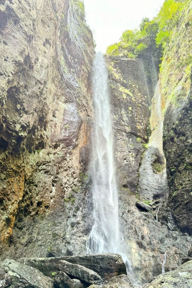 千萬別在雨季來雁蕩山，我怕你來了就不想走