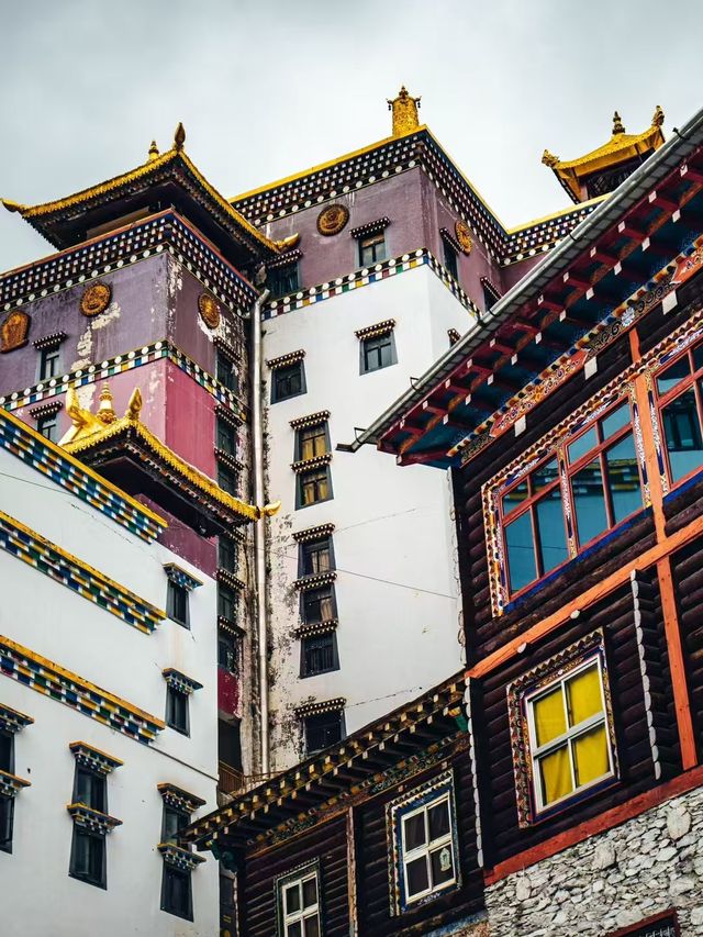遇見噶陀寺，色達不再是心中的唯一。