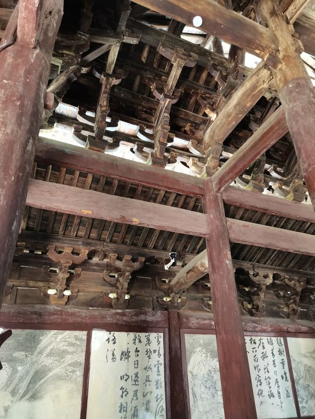 古老與現代並存的延福寺