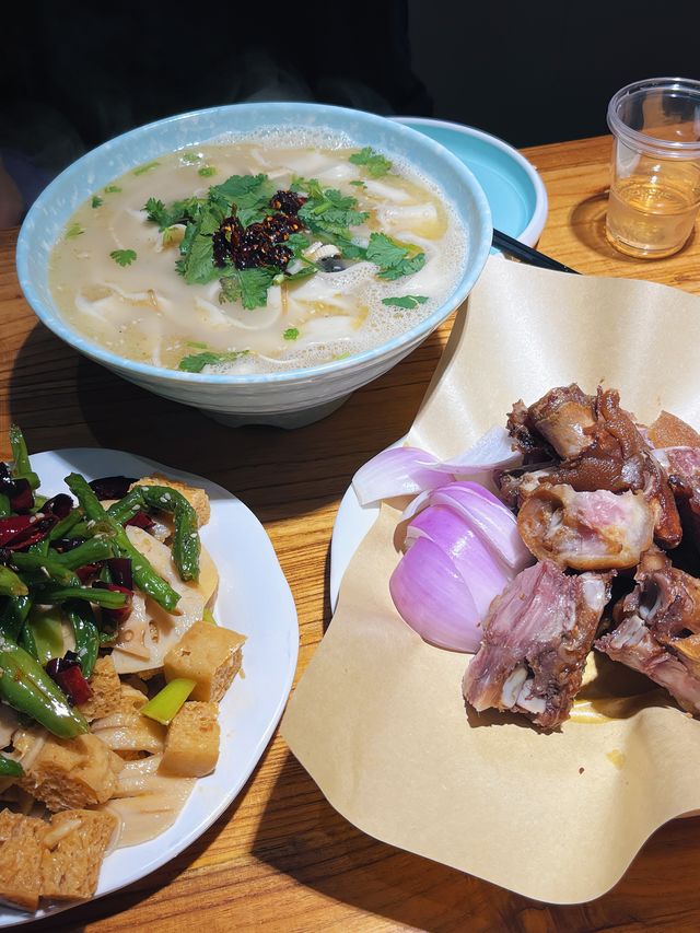住進鄭州CBD呢間酒店 我唔想走啦