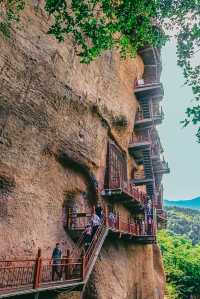 藏在甘肅的雲上佛國麥積山石窟真係太震撼啦！