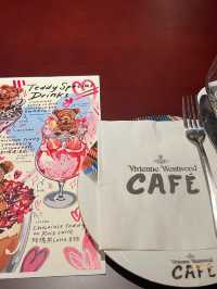 ✨澳門上葡京「西太后咖啡廳」探店！華夫餅控請直接原地集合🧇🪐