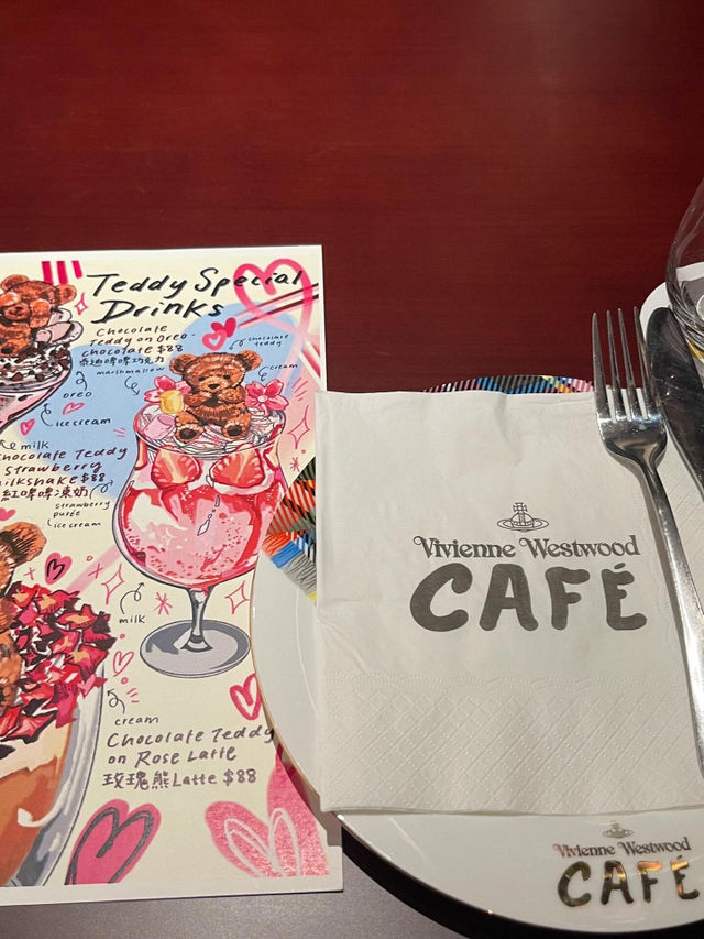 ✨澳門上葡京「西太后咖啡廳」探店！華夫餅控請直接原地集合🧇🪐