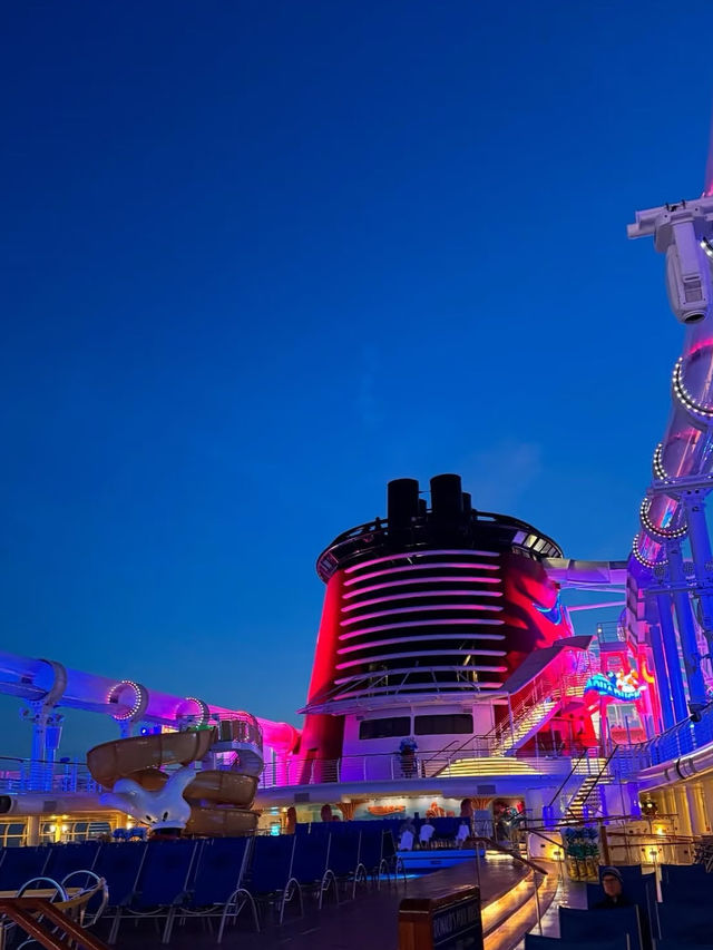 🛳️ 迪士尼 Fantasy 郵輪｜慢慢陪你長大的一場海上旅行