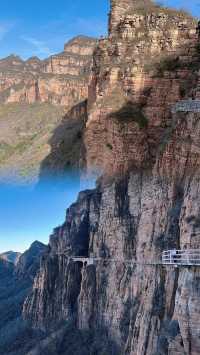 帶娃爬山必去!邯鄲紅葉景點推薦|河北東太行丹霞地貌絕了