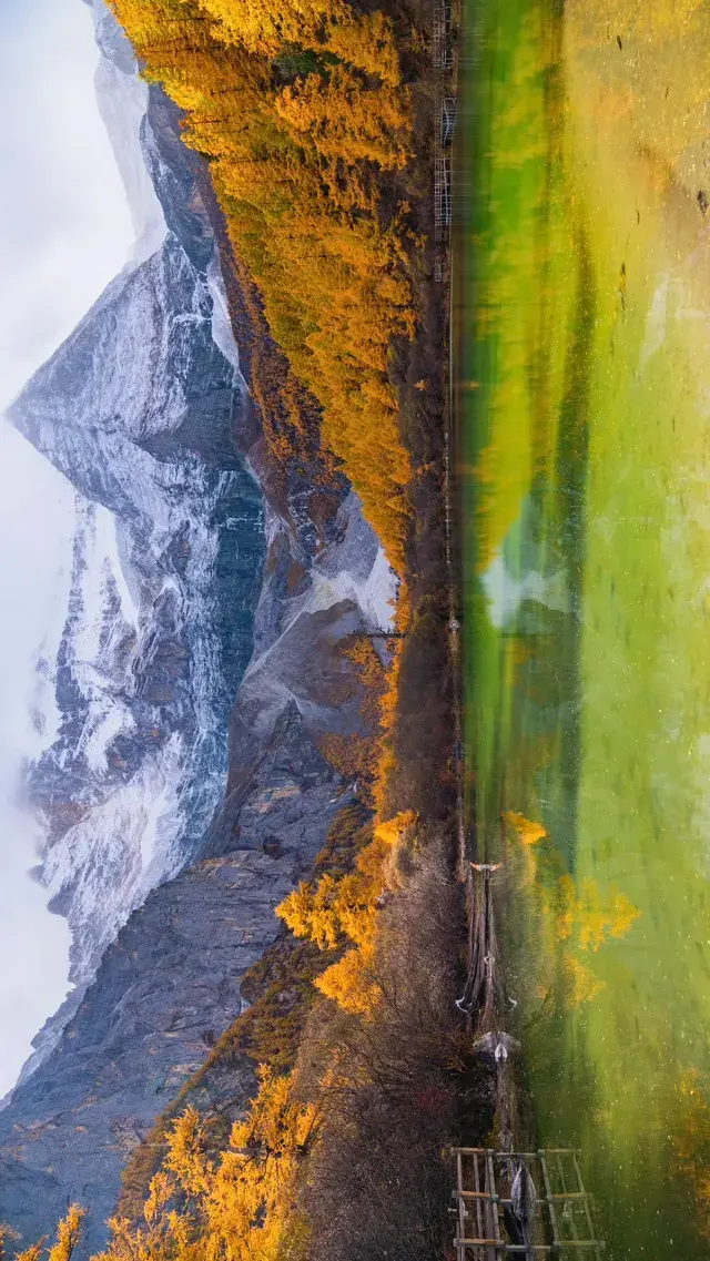 秋景封神的稻城亞丁,還看到了彩虹 秋景封神的稻城亞丁,還看到了彩虹