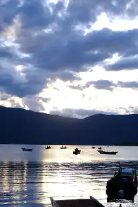 瀘沽湖日落天花板|女神灣的黃昏美到失語