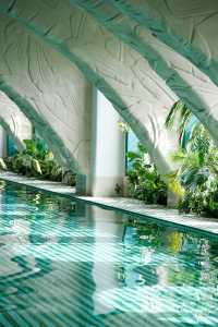 撫仙湖頂奢酒店上新，寶麗灣把愛麗絲夢遊的仙境般進現實