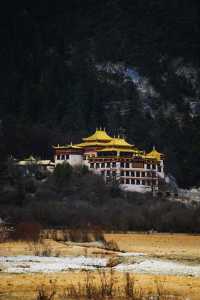 在雪山與聖湖間找回生活的答案