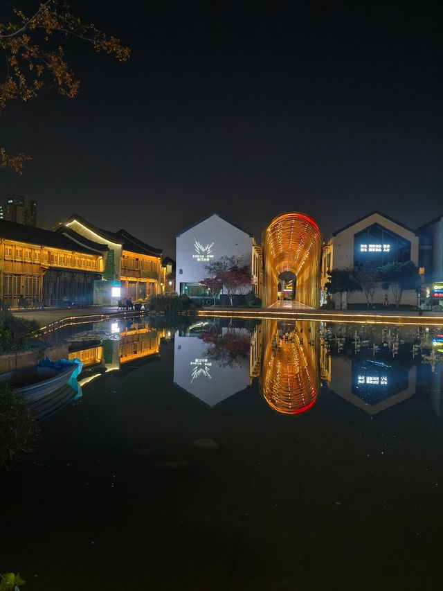 杭州夢想小鎮打卡攻略日咖夜酒文藝范兒拉滿！