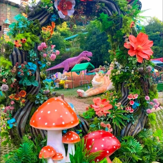昆明小人國主題公園攻略:一場闖入童話尺度的奇幻微縮世界 昆明小人國主題公園攻略:一場闖入童話尺度的奇幻微縮世界