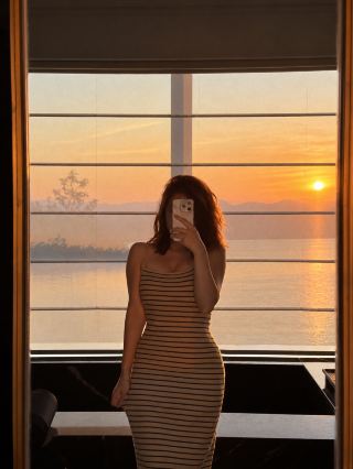 루장 광산에 있는 숙소에서 묵었는데, 눈을 뜨면 산과 태양이 보였어요