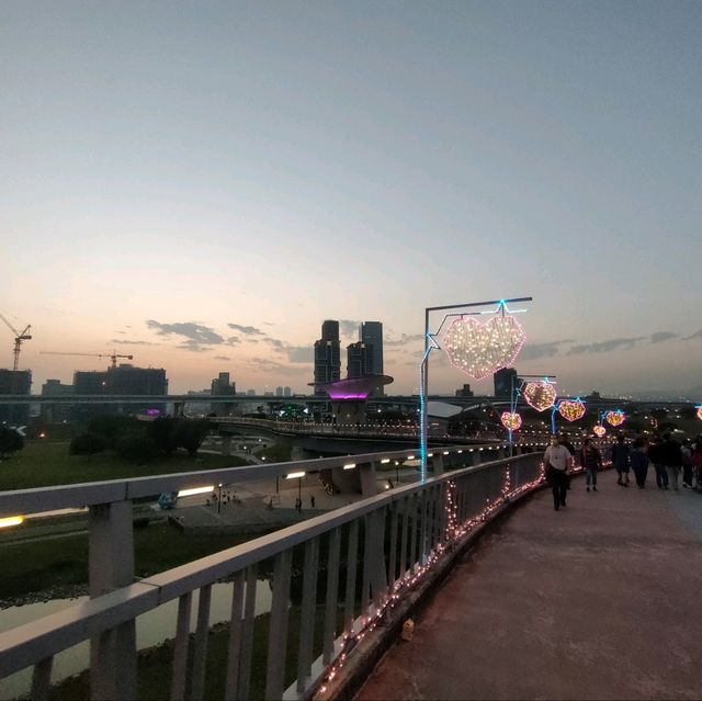 浪漫的新北大都會公園