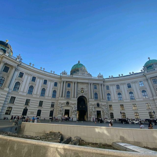 Hofburg cuktural structures