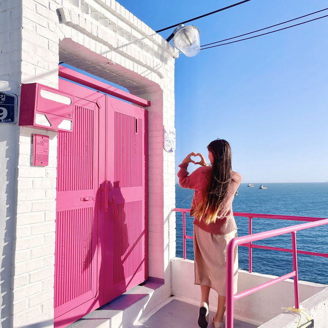 정말 많은 포토존이 있는 부산 영도의 흰여울 문화마을 💖