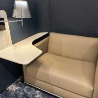 ワシントンダラス空港のunited polaris rounge