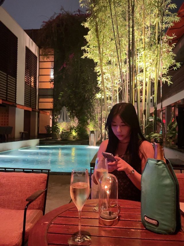 후쿠오카에 이렇게 좋은 호텔바가 있는지 몰랐징?🥂