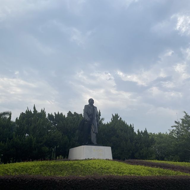打卡深圳中心蓮花山 輕鬆飽覽福田美景