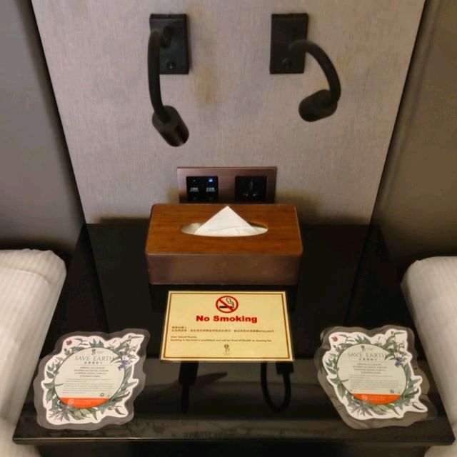 凱旋酒店-豪華三人房