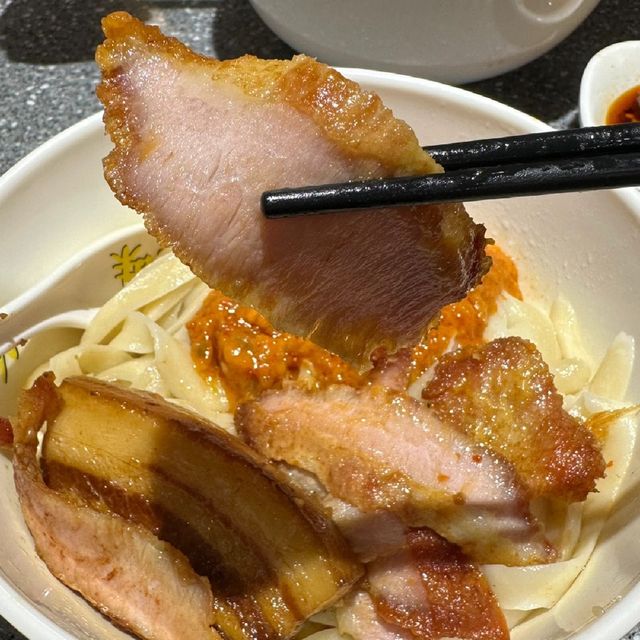 拾味正宗刀削麵館｜即席欣賞刀削麵工藝