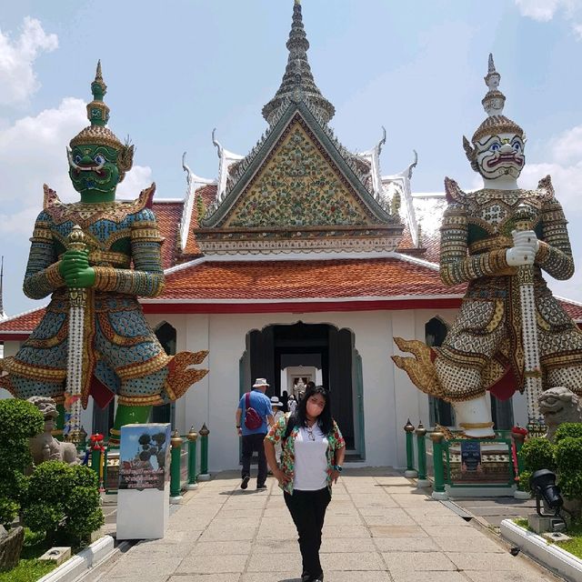 วัดอรุณราชวรารามราชวรมหาวิหาร