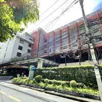 曼谷沙通智選假日酒店-交通方便，性價比高