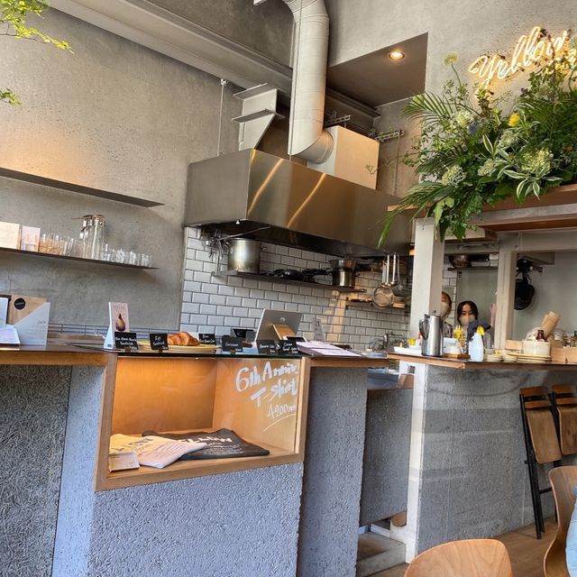 穴場のクロワッサンが絶品カフェ