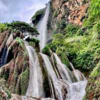 Ban Bwe Gyin waterfall 🌊🌳💦
