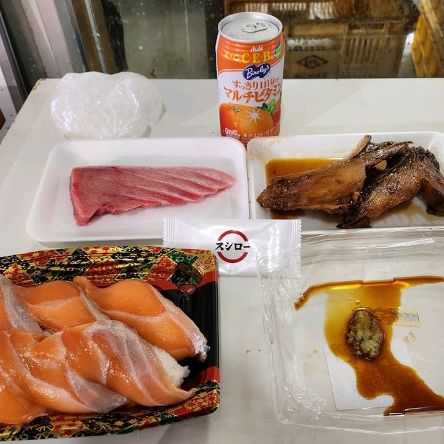 泊港魚巿場 