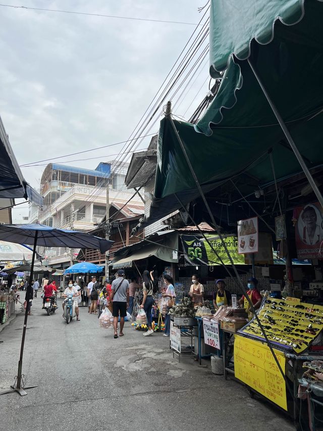 ตลาดเก่าแก่ร้อยปี อำเภอสามชุก สุพรรณบุรี