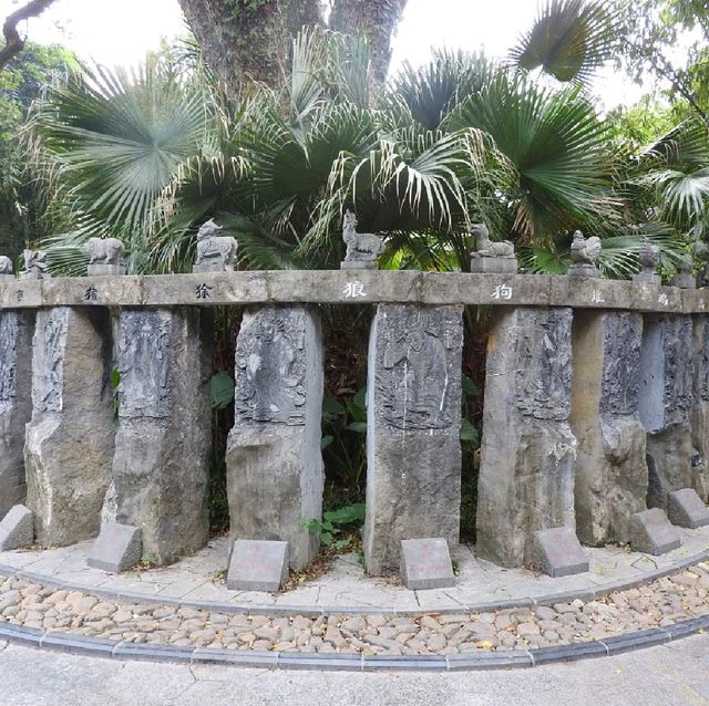 桂林山水甲天下 訾洲園景甲桂林