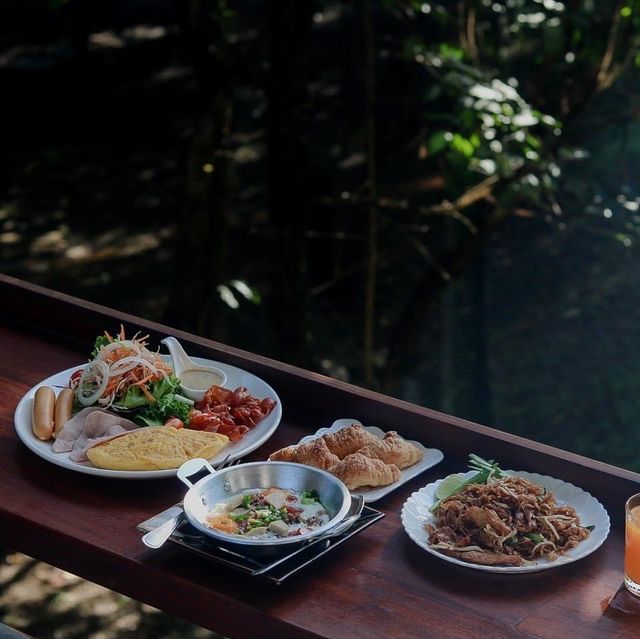  โรงแรมเรนทรี เรซิเดนซ์ เขาใหญ่