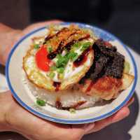 金飯館貳‧零 肉餅‧焗飯專門店：港式美食的新境界