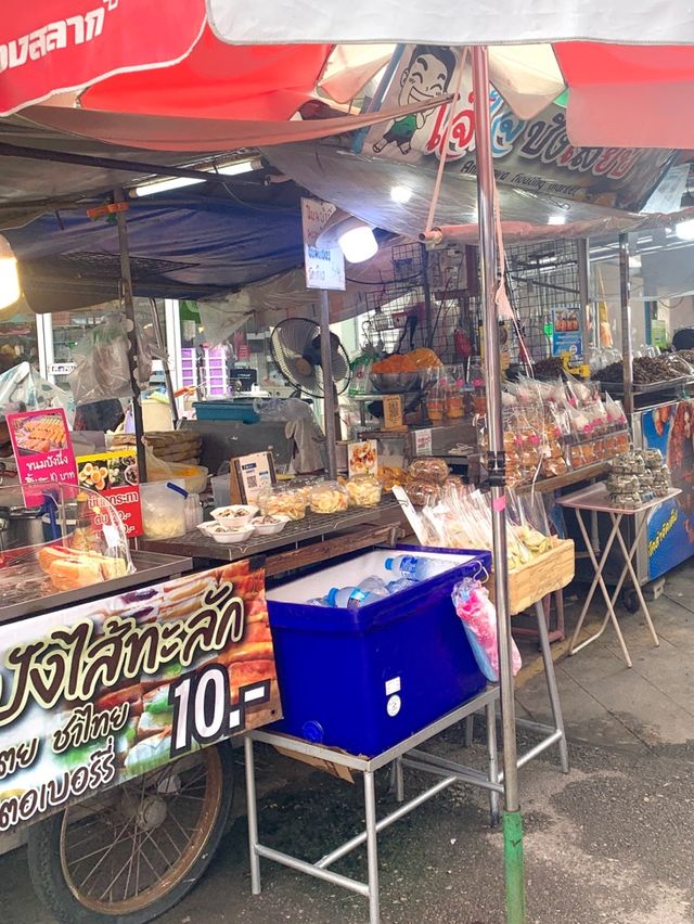 ตลาดน้ำอัมพวา จ.สมุทรสงคราม