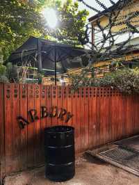[墨爾本] 在亞拉河畔品嚐美食 露天叢林系小酒館-Arbory Bar & Eatery