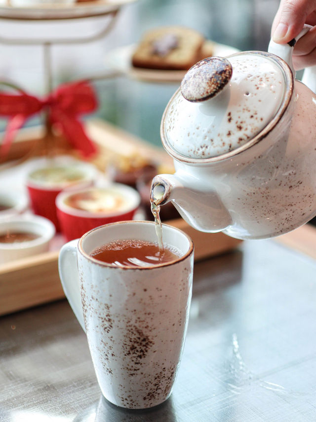 𝙈𝙞𝙧𝙖𝙜𝙚 × 𝙒𝙝𝙞𝙩𝙩𝙖𝙧𝙙 聖誕特色下午茶 