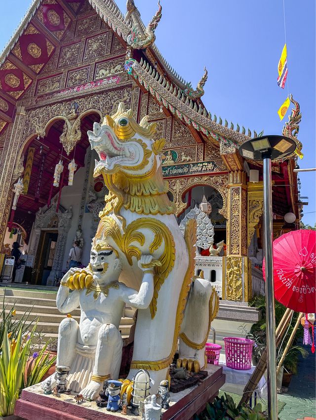 ไหว้พระ เสริมดวง วัดลอยเคราะห์  จังหวัดเชียงใหม่