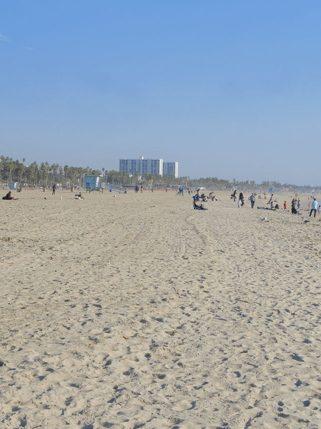 Santa Monica หาดตากอากาศของชาว LA