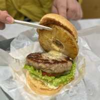人氣本土Burger店．高質慢煮漢堡扒
