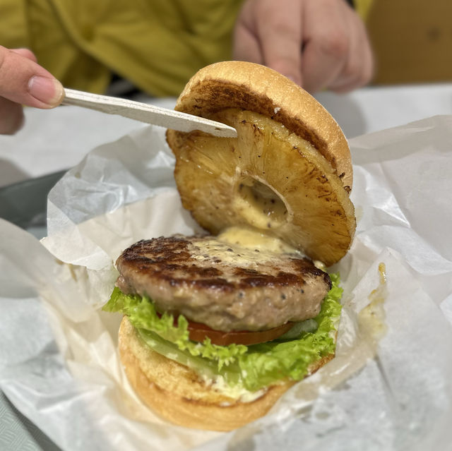 人氣本土Burger店．高質慢煮漢堡扒